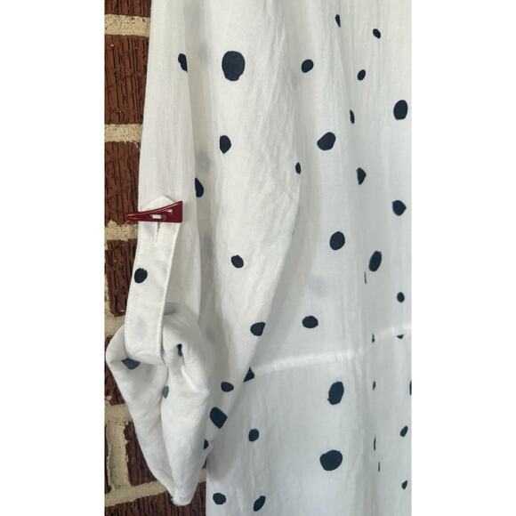 Ali Miles White and Black Polka Dot Tunic with Red Buttons Roll Tab Sleeves Sz M - Picture 4 of 6